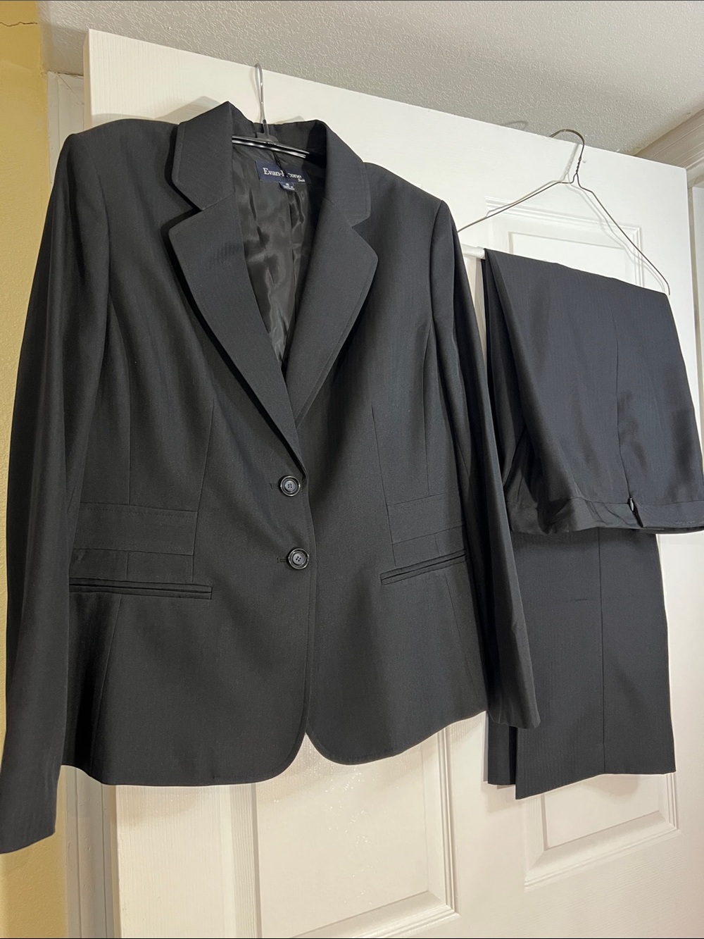 Evan Picone Black Women's Two-Button Blazer & Matching Pants